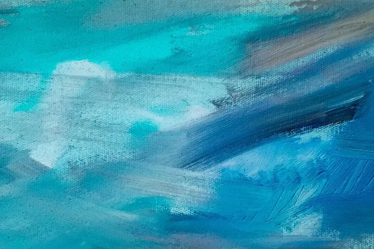 Peinture texturé derrière une poêle à granulés