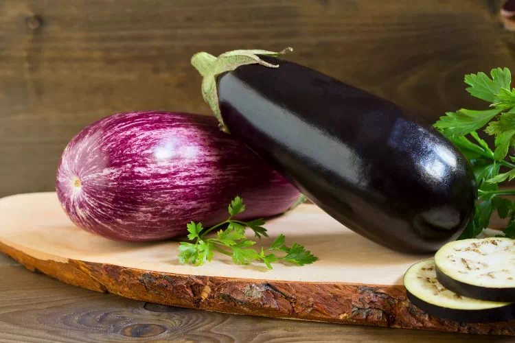 Deux aubergines
